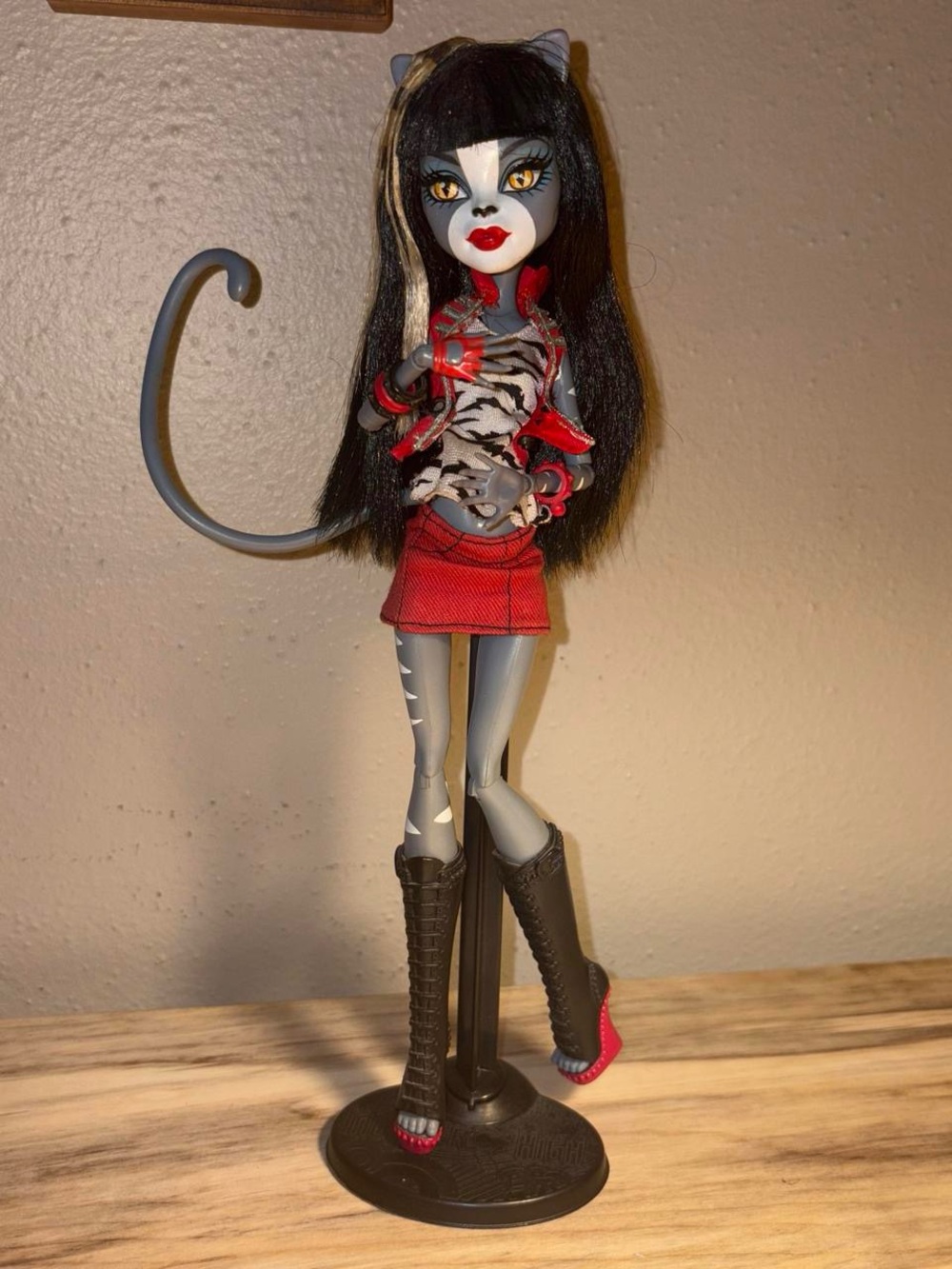 Monster High g1 persephone dolll